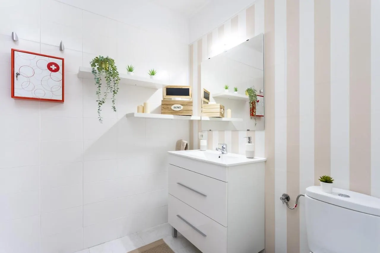 Apartment Home2Book Bright Center Santa Cruz, Wifi